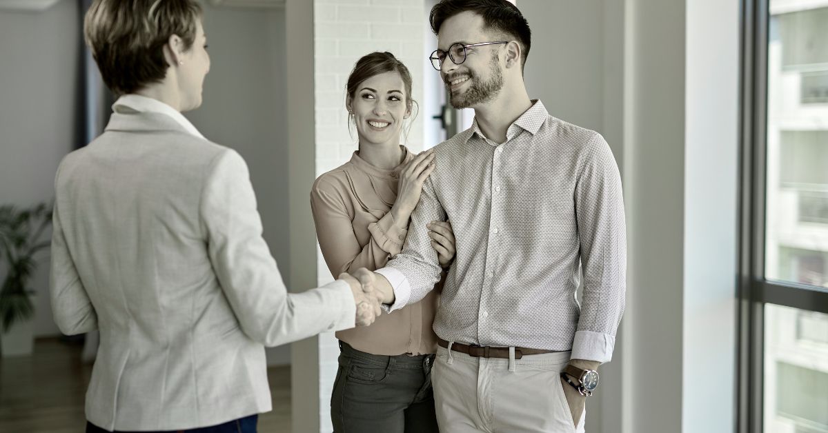 How to Become a Successful Real Estate Agent in 2025 (Easier Than You Think)